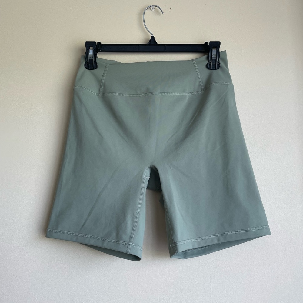 NWT Oner Active Timeless Biker Shorts Sage Size XL